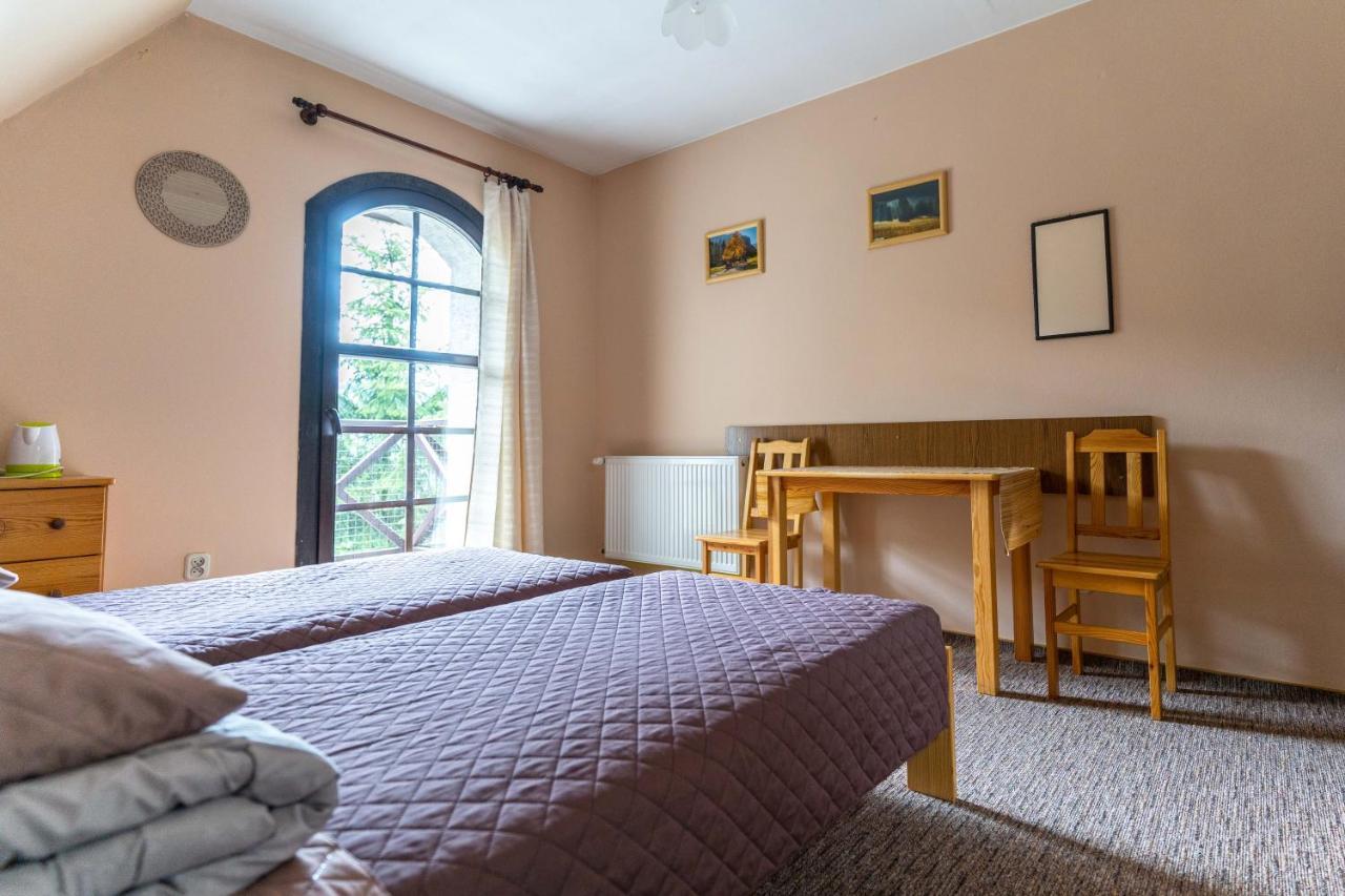 Hostel Miedzynarodowe Schronisko Mlodziezowe Ptsm Szarotka Zakopane Exteriér fotografie