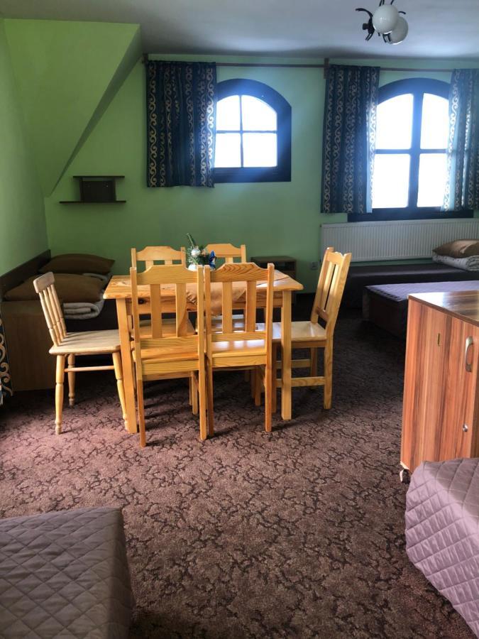 Hostel Miedzynarodowe Schronisko Mlodziezowe Ptsm Szarotka Zakopane Exteriér fotografie