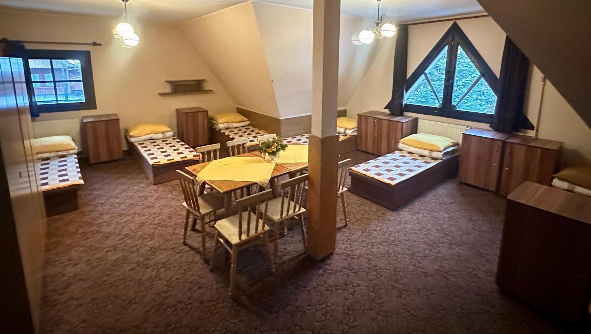 Hostel Miedzynarodowe Schronisko Mlodziezowe Ptsm Szarotka Zakopane Exteriér fotografie